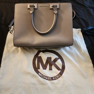 Michael kprs purse